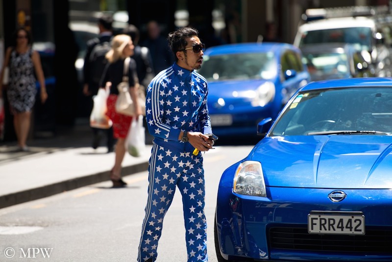 Auckland City street photo, Queent St, black and white
